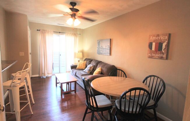 4 beds, 2 baths, $525