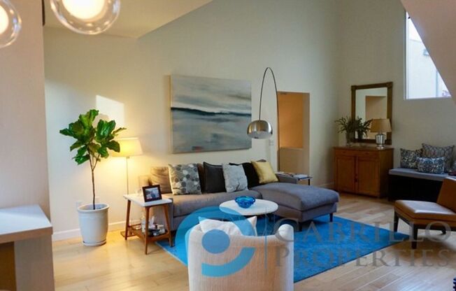 Live your best life!-Loft in Prime Little Italy Location