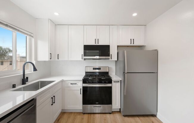 228-230 Elm Ave