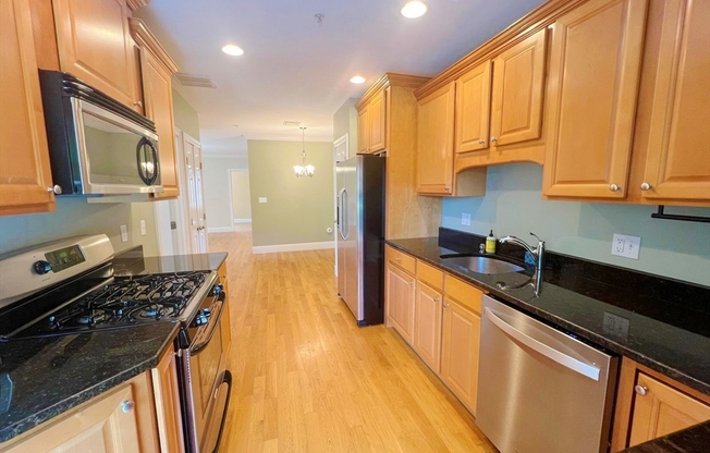 30 PARKER ST