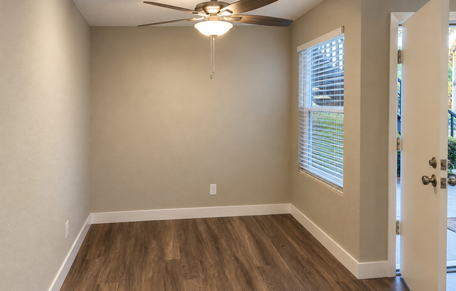 1 bed, 1 bath, 430 sqft, $2,295, Unit 10