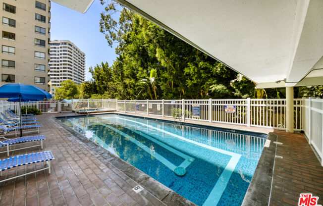 2 beds, 2 baths, 1,100 sqft, $4,595, Unit 705