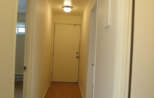 2 beds, 1 bath, 621 sqft, $1,895, Unit 202