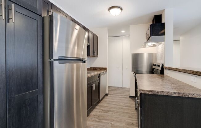 1 bed, 1 bath, 750 sqft, $1,200, Unit 7700-213