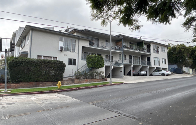 Beverly Dr - 1501