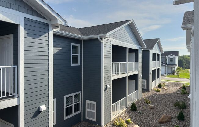 2 beds, 2.5 baths, 1,381 sqft, $2,599, Unit 4321-4