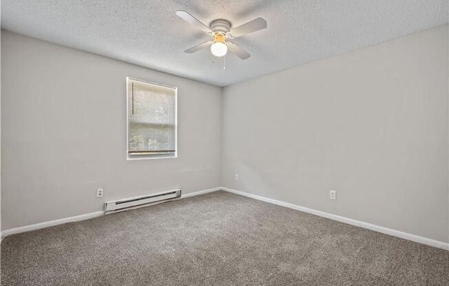 2 beds, 1 bath, 817 sqft, $999, Unit Unit A