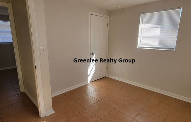 2 beds, 1 bath, $1,350