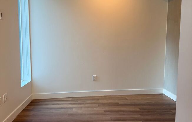 1 bed, 1 bath, 582 sqft, $3,195, Unit 302