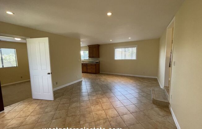 2 beds, 1 bath, $2,400