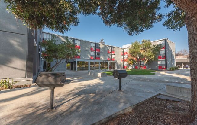 2 beds, 1.5 baths, $1,995, Unit 114