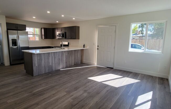 New Construction Walking Distance to CMU