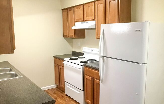 2 beds, 1 bath, 750 sqft, $750, Unit 08