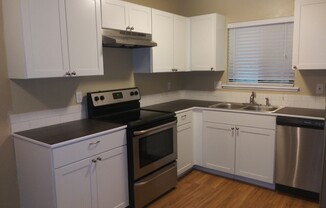 2 beds, 1 bath, $1,395