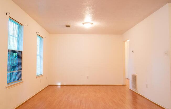 5706 TUSKEGEE ST