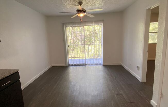 1 bed, 1 bath, 504 sqft, $995, Unit 241