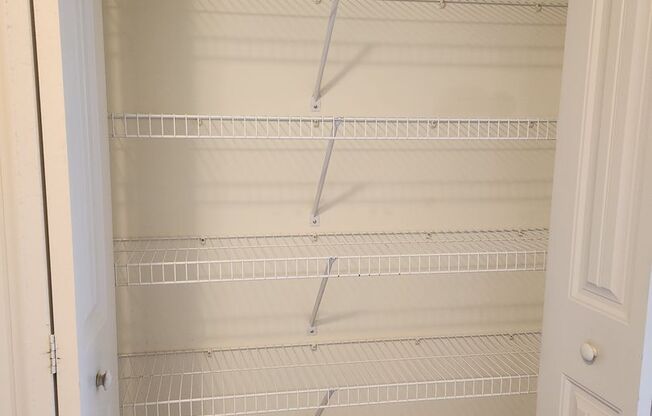 2 beds, 2.5 baths, 1,316 sqft, $1,965, Unit SU10_104