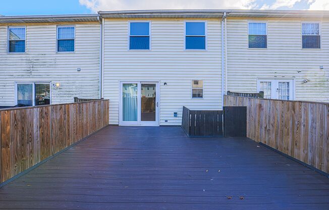 3 beds, 2 baths, $2,045