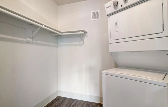 1 bed, 1 bath, 600 sqft, $1,815, Unit 100