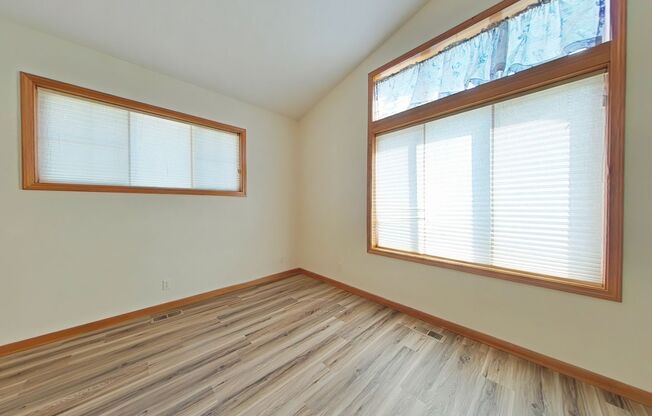 3 Bedroom House ~ Close to Corvallis Country Club ~ 55+ Community