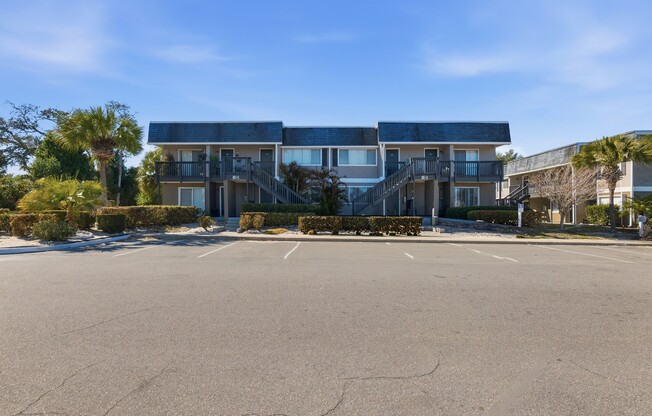 Welcome to Wymore 360 Apartments, where modern design meets convenience. Enjoy spacious living with top-notch amenities and a vibrant community atmosphere. Your ideal home awaits—schedule a tour today and find your perfect living space!