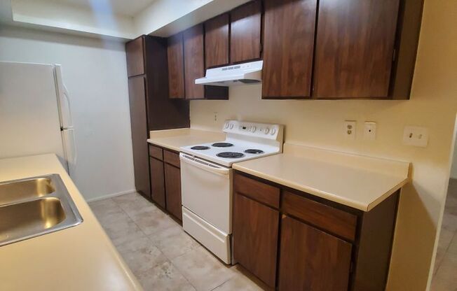 2 beds, 1.5 baths, $1,395