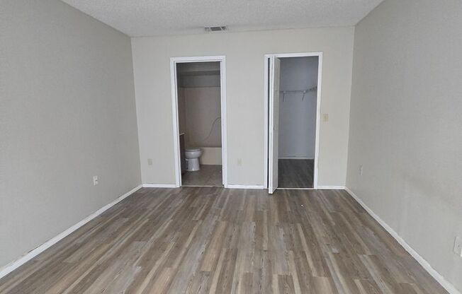 2 beds, 2 baths, $1,595