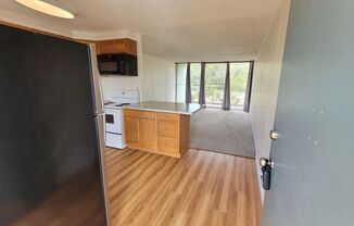 2 beds, 1 bath, $1,850