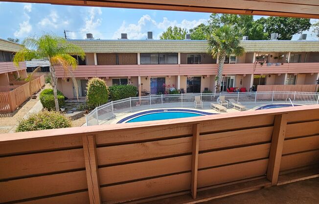 Titusville Townhouse Including Water and pool