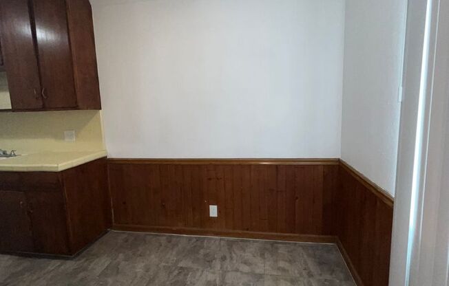 1 bed, 1 bath, $1,000, Unit 530 # 1