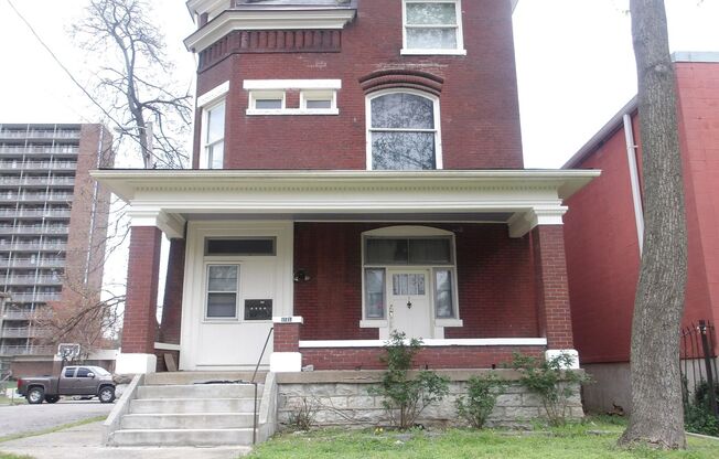 GHP 9-1121 Garvin Pl