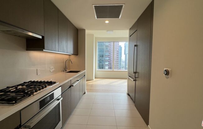 Studio, 1 bath, 480 sqft, $2,500, Unit 807