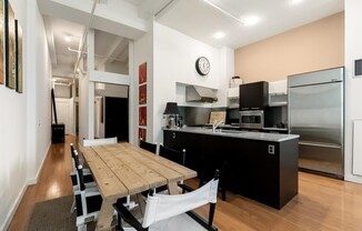 2 beds, 2 baths, 1,140 sqft, $4,300, Unit 2F