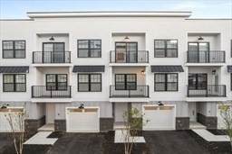 2 beds, 2 baths, 982 sqft, $3,185, Unit 209