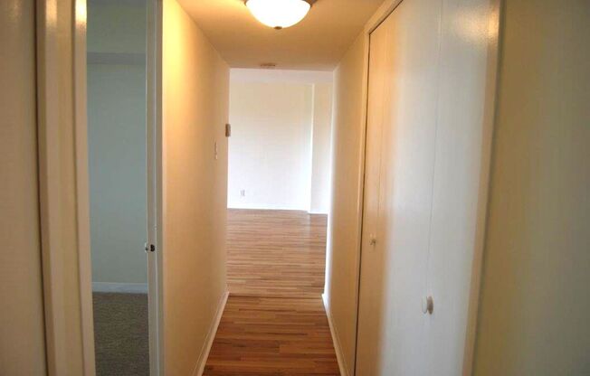 2 beds, 2 baths, $2,450, Unit # 813