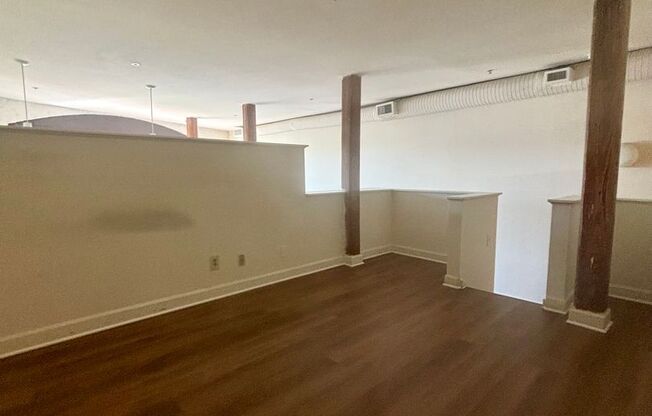 1 bed, 1 bath, 600 sqft, $1,699, Unit 402