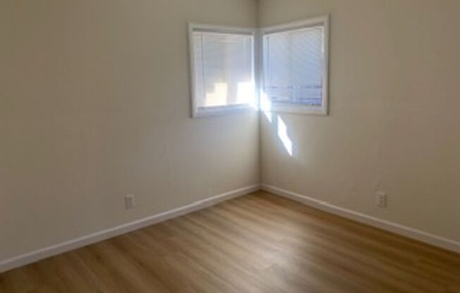 3 beds, 1 bath, $2,750