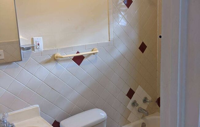 Back on the market - Newly Remodeled! Beautiful 2 bedroom/ 1 bath home / Laundry Room / Car Port