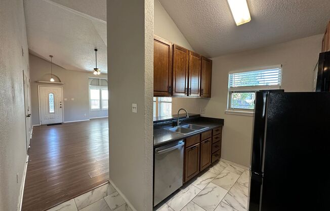 3 beds, 2 baths, $1,895