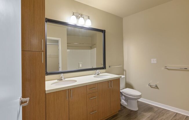 1 bed, 1.5 baths, 749 sqft, $1,995, Unit B037