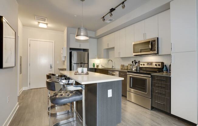 Stainless Steel Appliances at TENmflats, Maryland, 21044