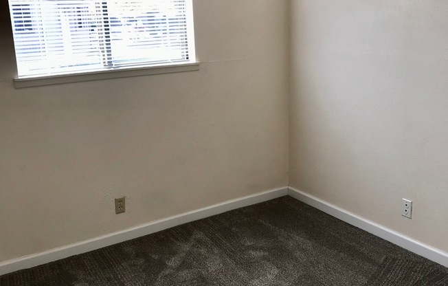 2 beds, 1 bath, 820 sqft, $1,525, Unit 1647A