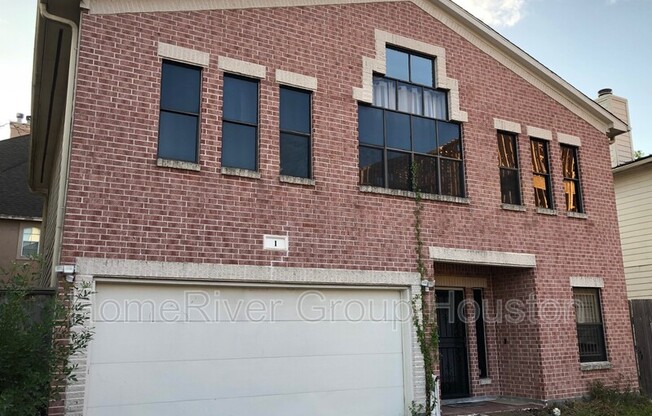 5901 FAIRDALE LN