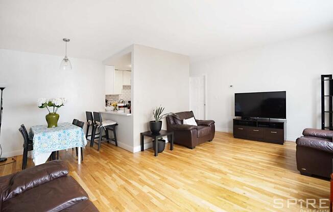 54 VERONICA PL
