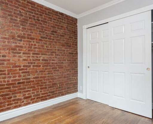 2 beds, 1 bath, $5,295, Unit 5F