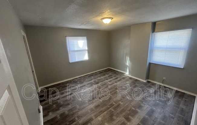 2216 HOMESTEAD DR
