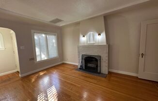 1 bed, 1 bath, $1,875, Unit 3935