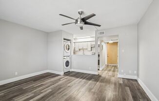 Studio, 1 bath, 400 sqft, $1,199, Unit A04