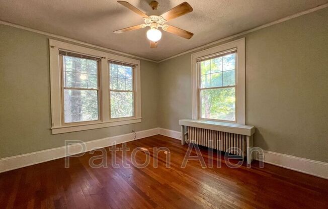 130 EDWIN PL