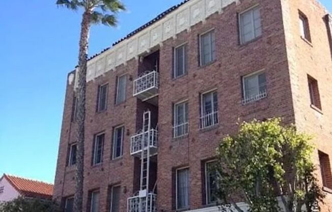 Mansfield Apartments